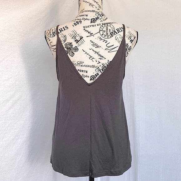 F21 Flowy Tank - Picture 3 of 3